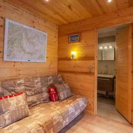 Apartment Le Bec Rouge - Le Lac-7 By Interhome Tignes
